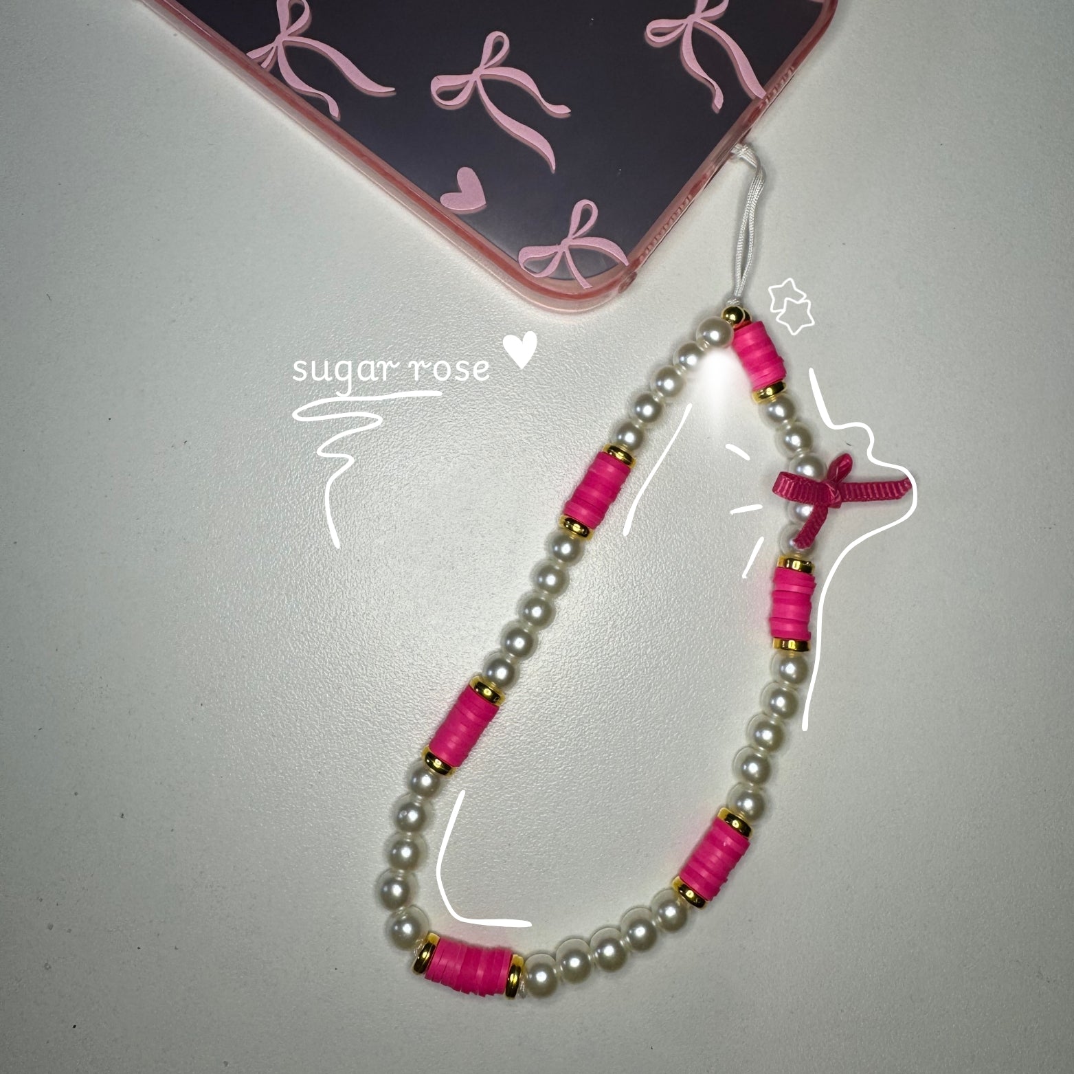 🌸 Sugar Rose Phone Charm – Pink & White Beaded Accessory