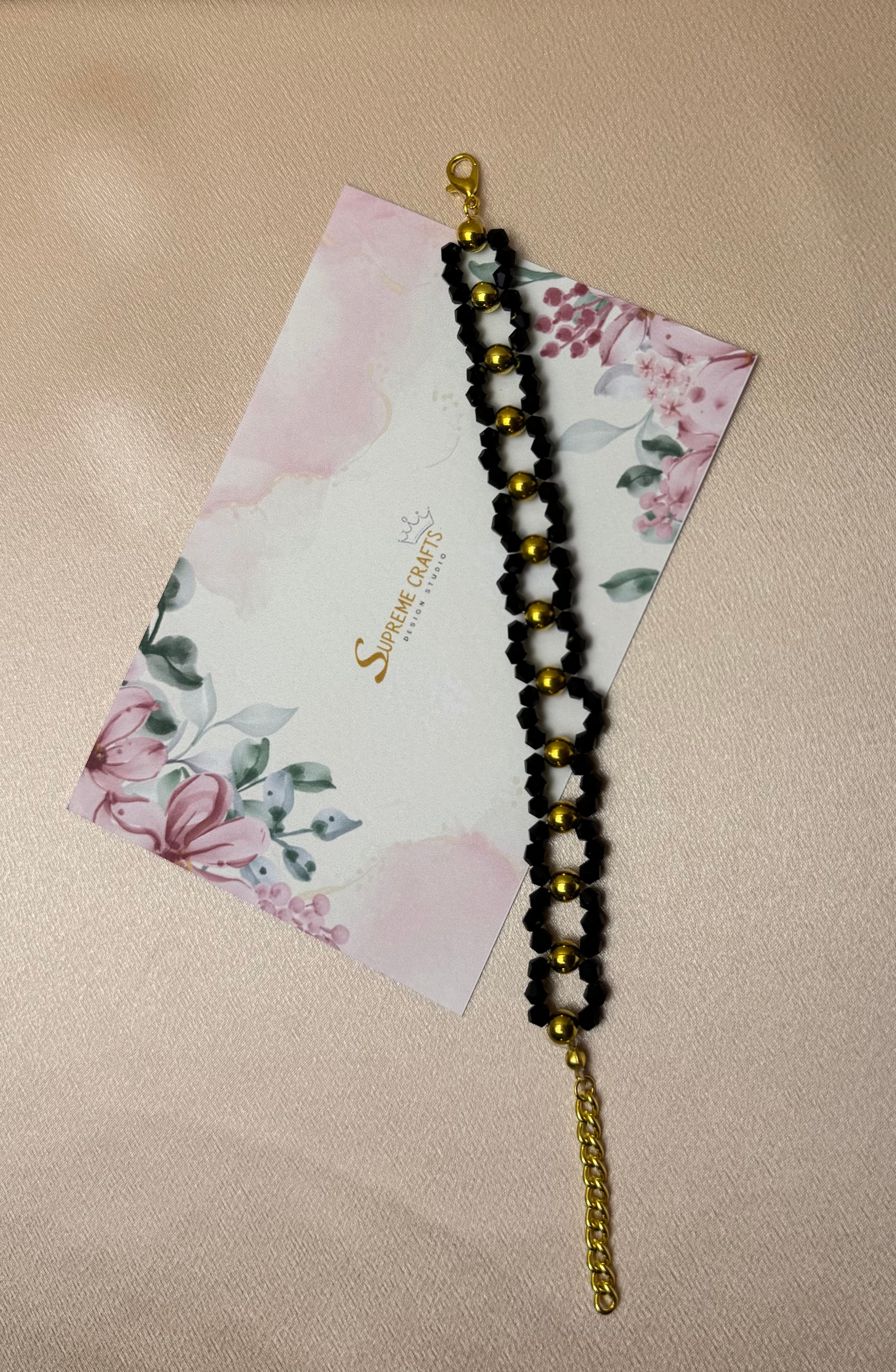 ✨ Bella Bracelet – Handmade Black and Gold Beaded Elegant Accessory